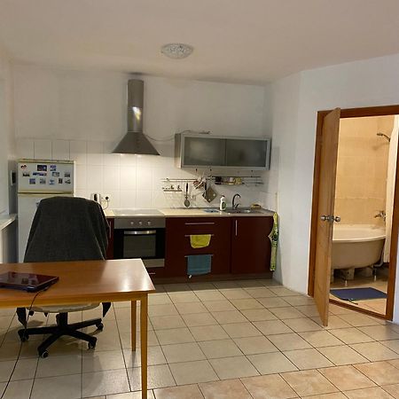 Studio apartment Charkiw Exterior foto